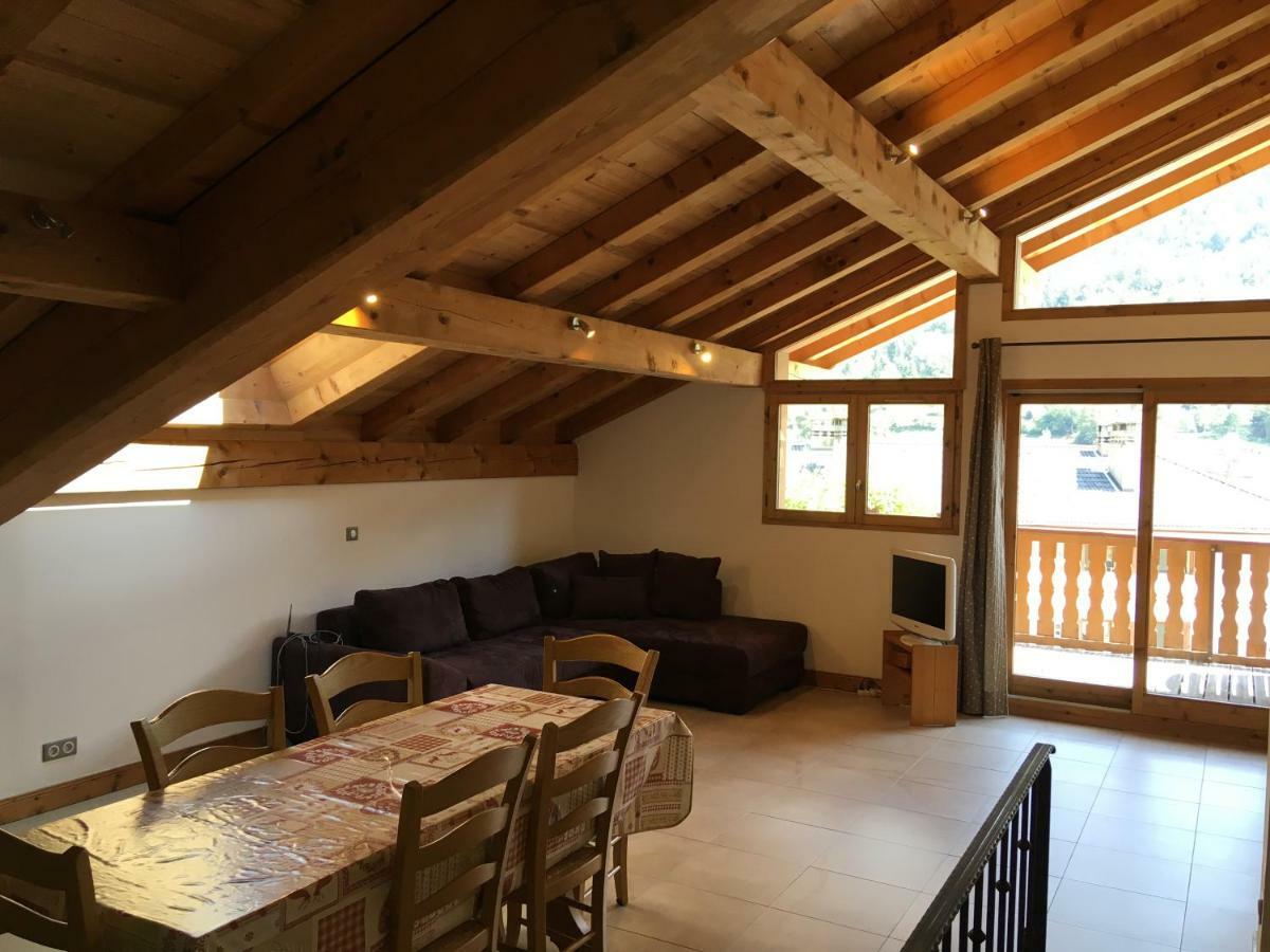 Appartement Bozel ภายนอก รูปภาพ